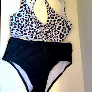 Cupshe 2 piece never worn